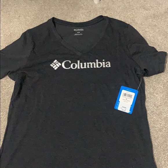 Columbia tee with tags - Picture 1 of 1